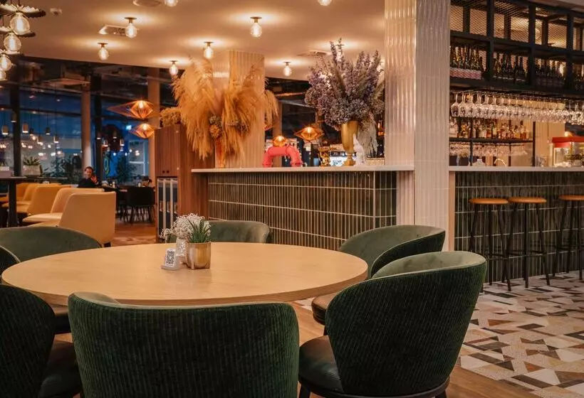 هتل Berlin, Berlin, A Member Of Radisson Individuals