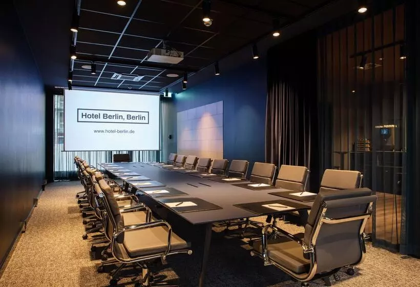 هتل Berlin, Berlin, A Member Of Radisson Individuals