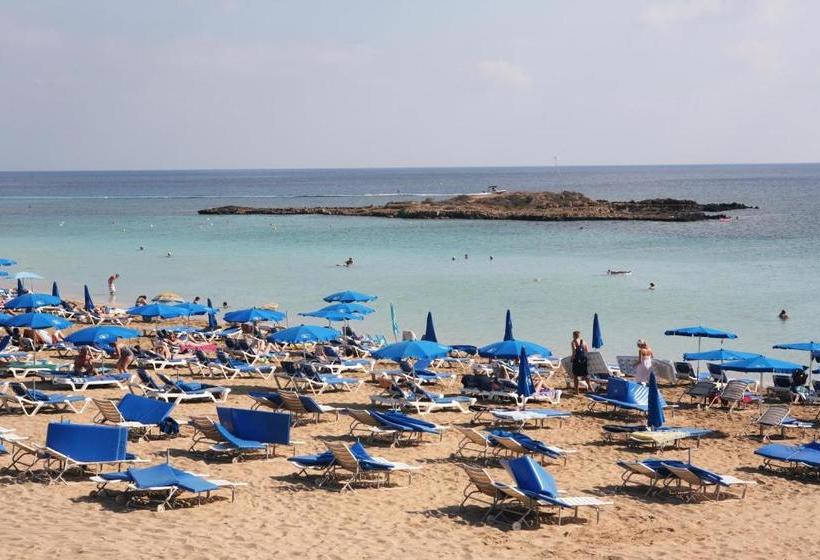 ホテル Chrystalla