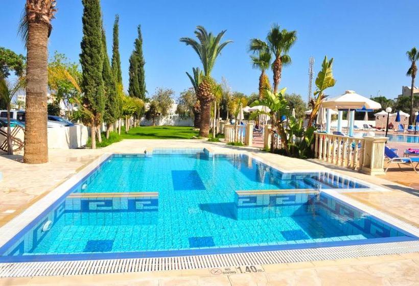 ホテル Chrystalla