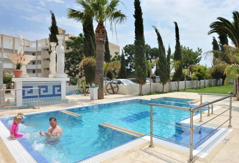 ホテル Chrystalla