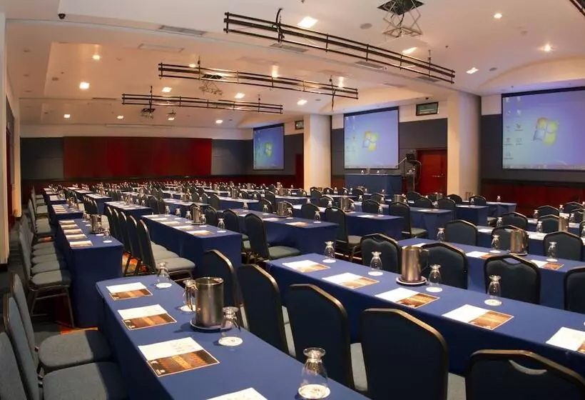 Cosmos 100 Hotel & Centro De Convenciones Hoteles Cosmos