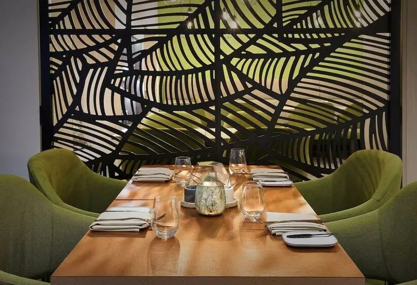 هتل Crowne Plaza Berlin City Centre Ku Damm, An Ihg