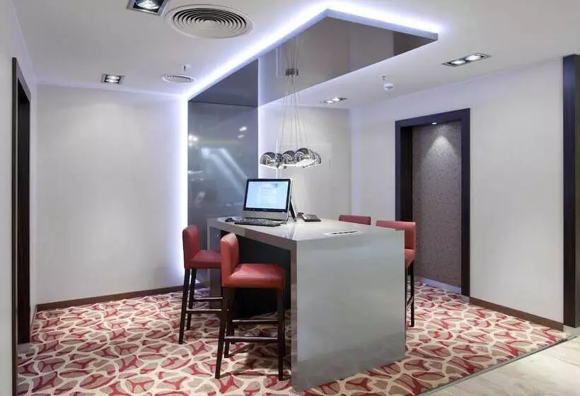 هتل Crowne Plaza Berlin City Centre Ku Damm, An Ihg