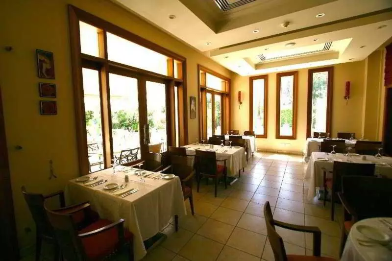 هتل Curium Palace