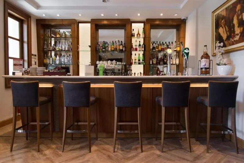 هتل Curium Palace