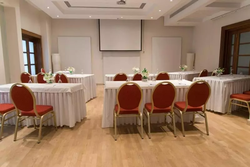 هتل Curium Palace