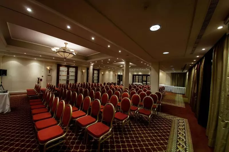 هتل Curium Palace