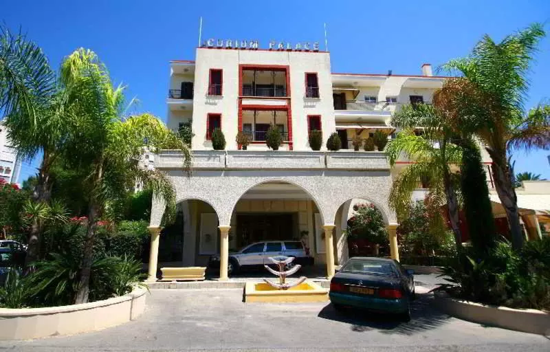 هتل Curium Palace