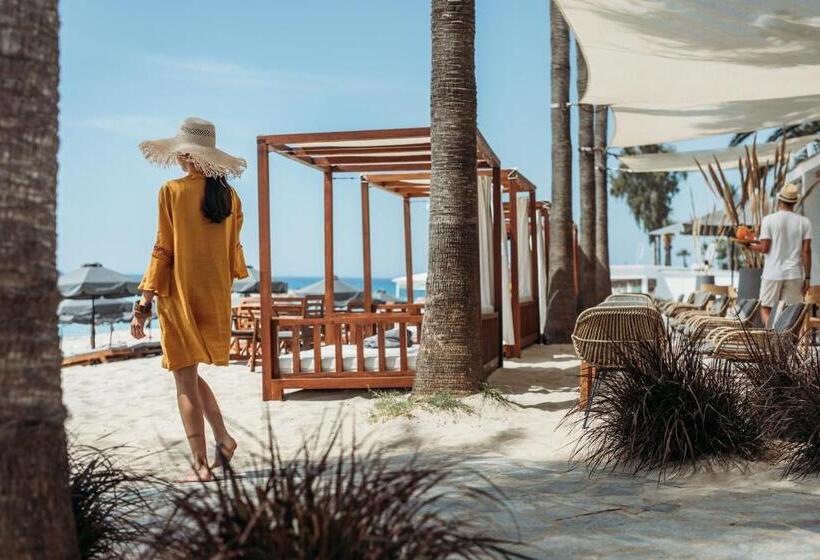 בית מלון כפרי Nissi Beach Resort