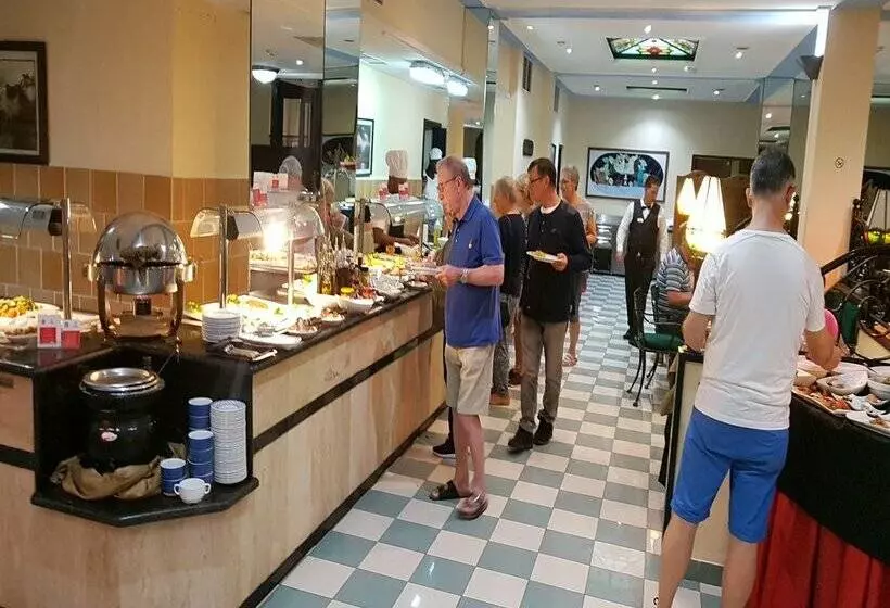 هتل Roc Presidente