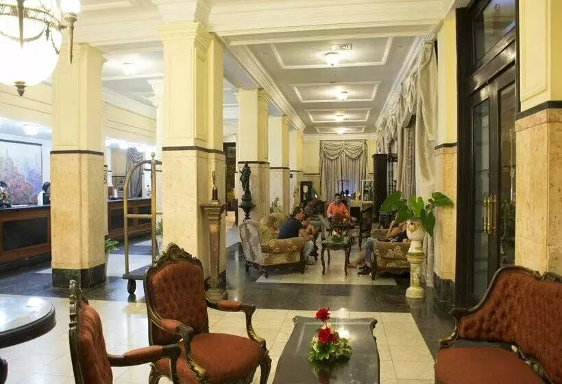 هتل Roc Presidente