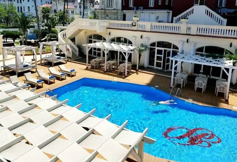 هتل Roc Presidente