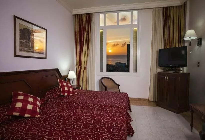 هتل Roc Presidente