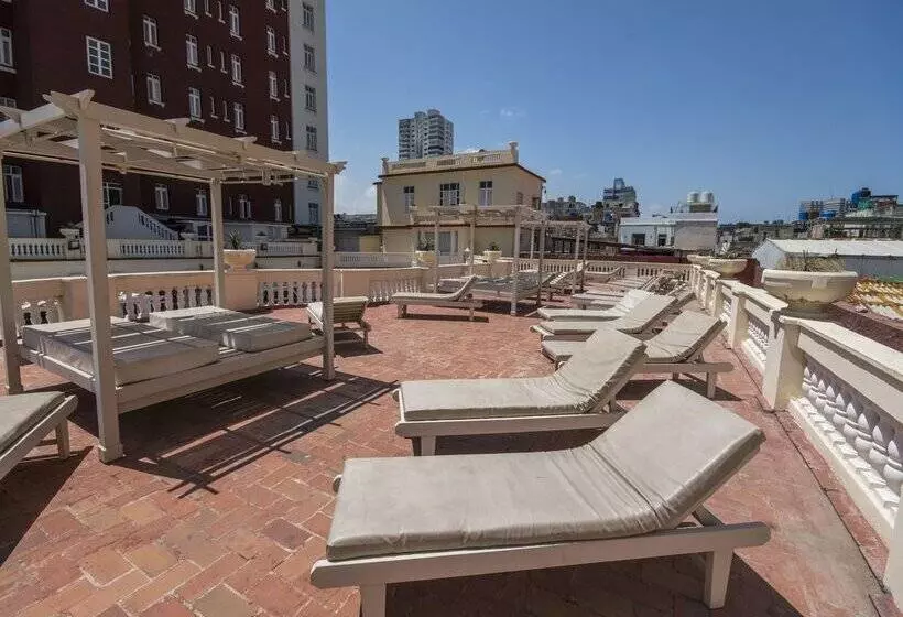 هتل Roc Presidente