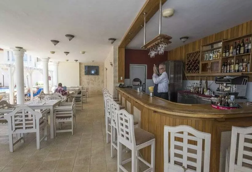 هتل Roc Presidente