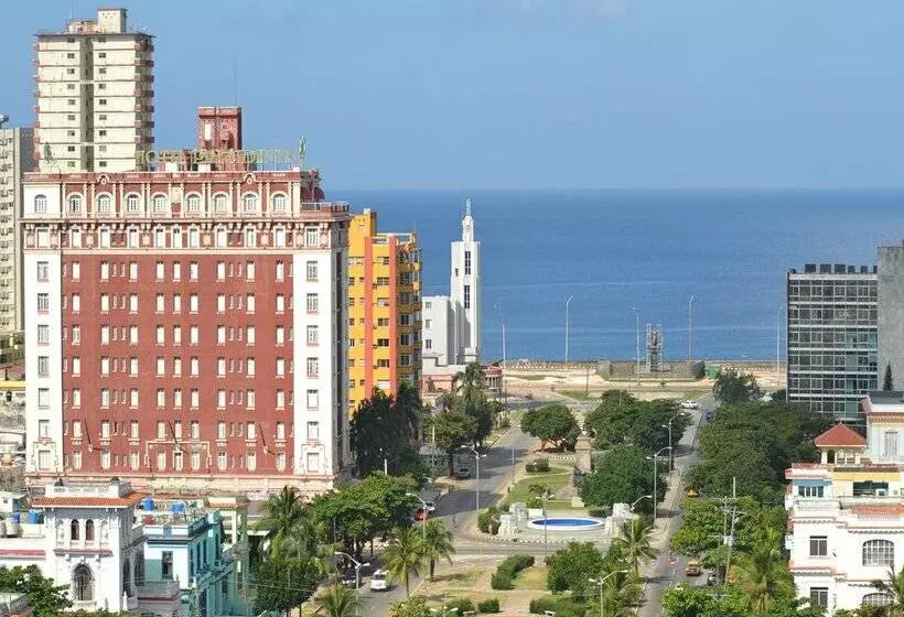 هتل Roc Presidente