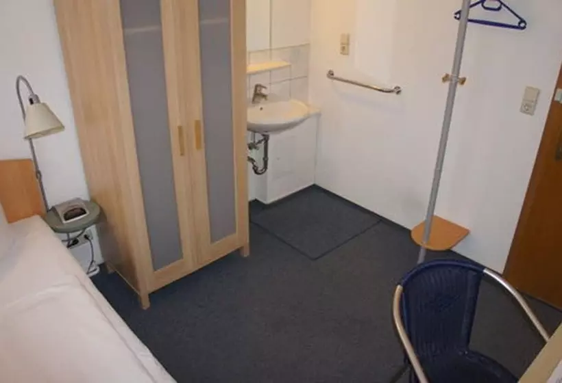 هتل Seifert Berlin Am Kurfürstendamm