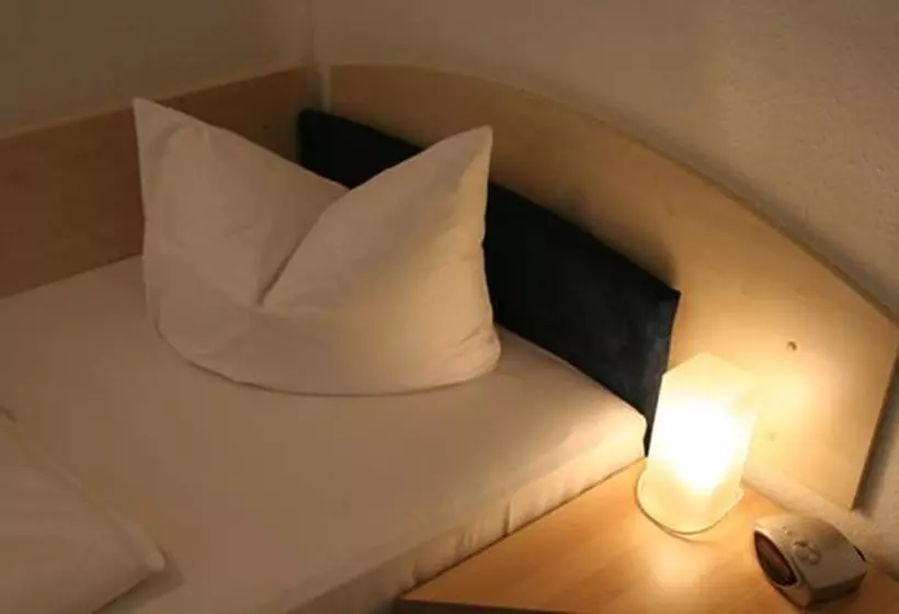 هتل Seifert Berlin Am Kurfürstendamm