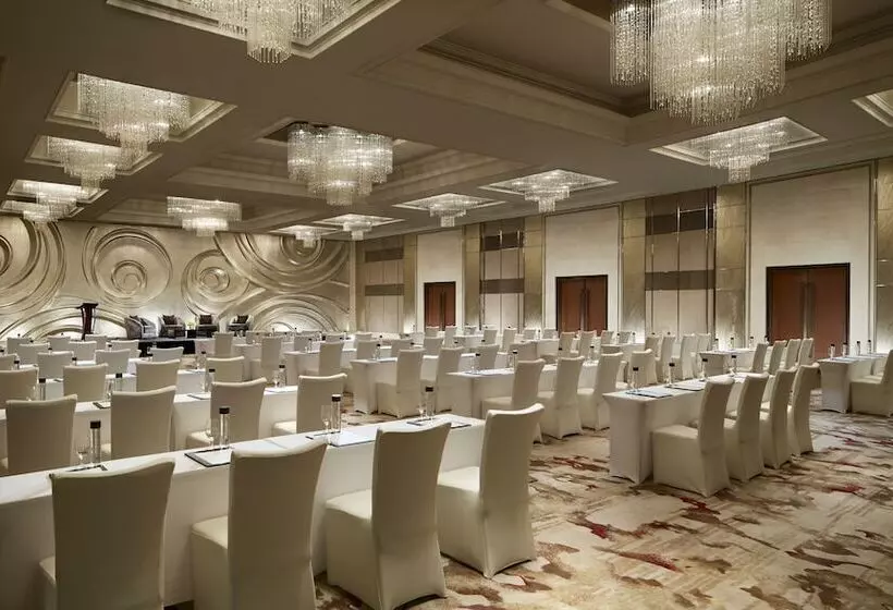 호텔 The Portman Ritzcarlton, Shanghai