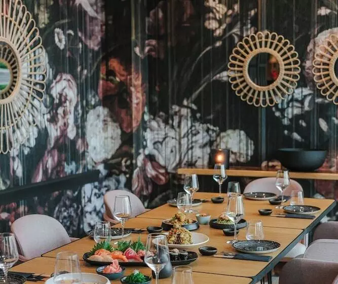 Royal Apollonia By Louis Hotels