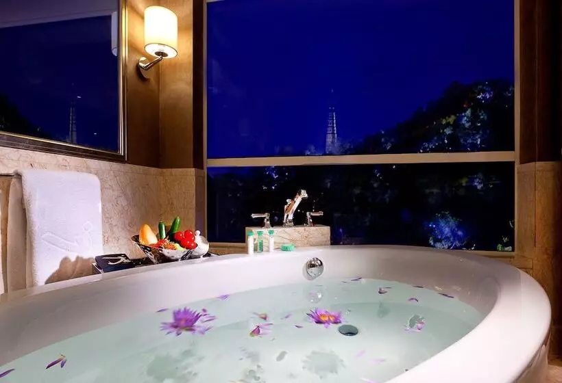 The Dragon Hotel Hangzhou