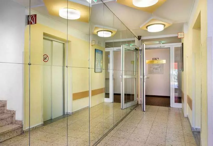 Acora Düsseldorf Living The City