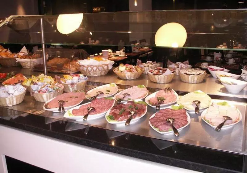 هتل Aquis Grana City