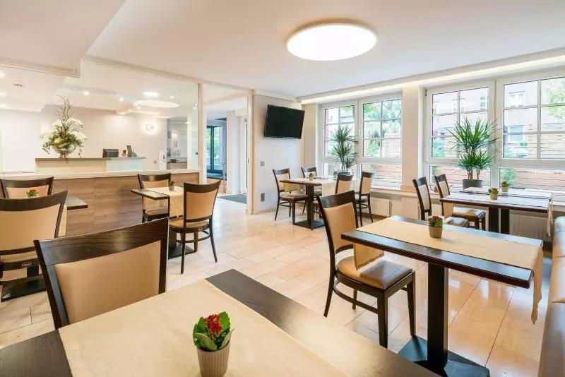 فندق Astoria Bonn