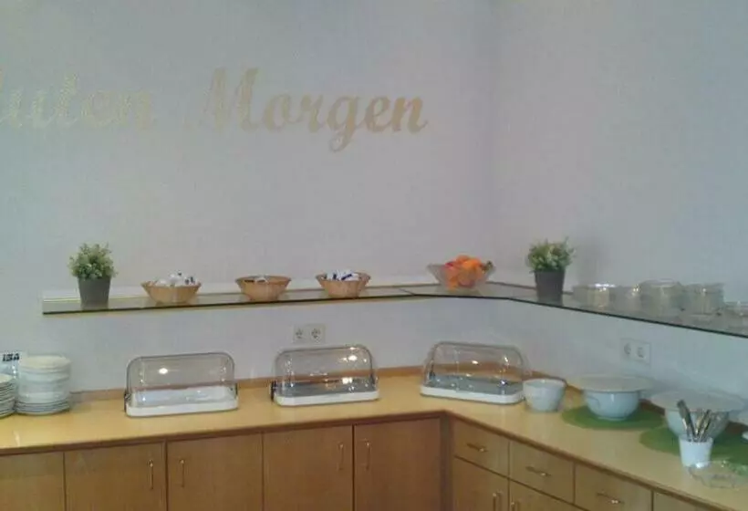 בית מלון כפרי Isa International Sport Arena &