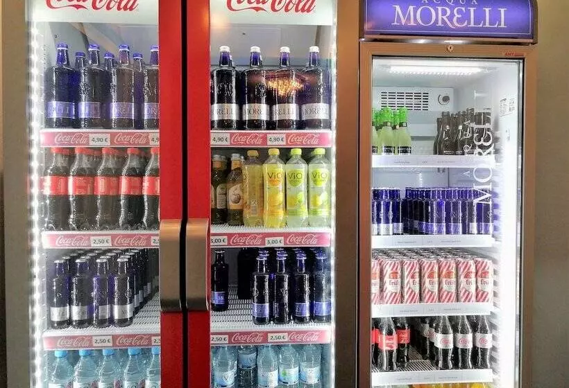 Отель Konigshof The Arthouse