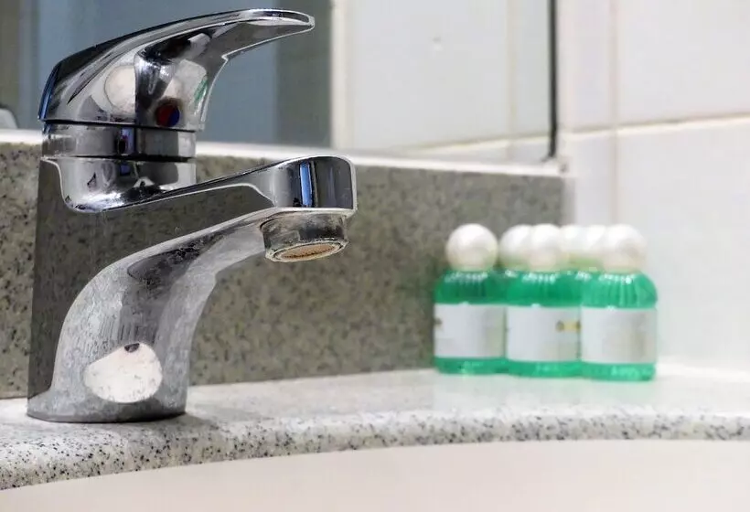 Отель Konigshof The Arthouse