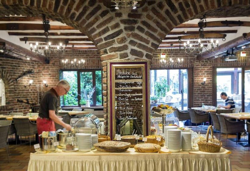 Отель Land Gut Höhne