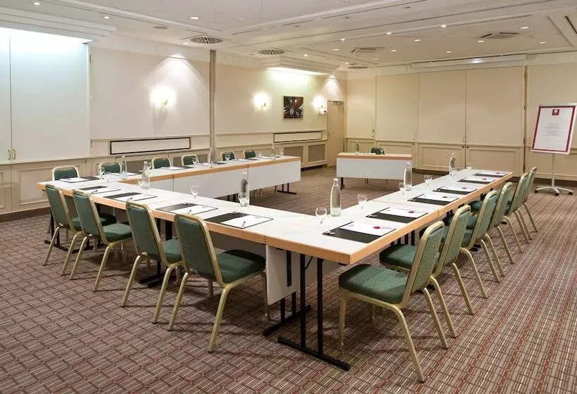 Leonardo Hotel Köln Bonn Airport