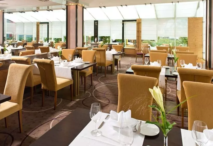 Leonardo Hotel Köln Bonn Airport