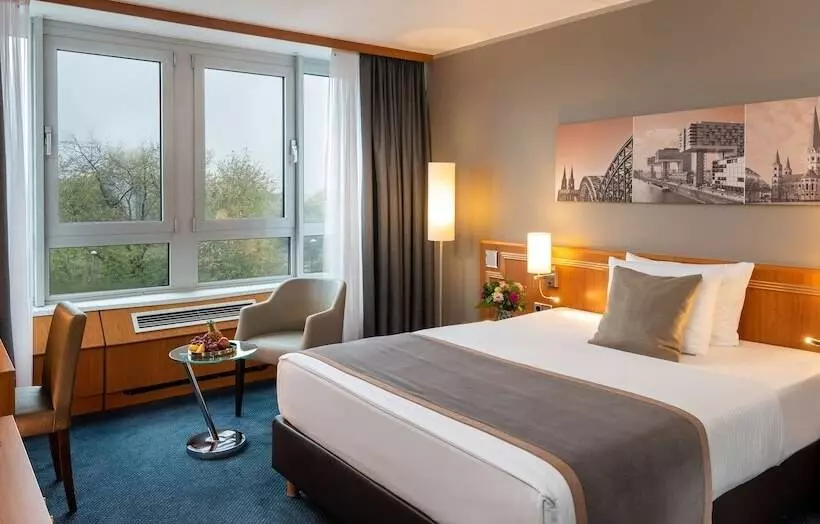 Leonardo Hotel Köln Bonn Airport