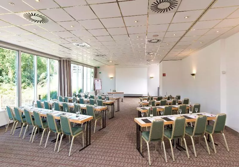 Leonardo Hotel Köln Bonn Airport