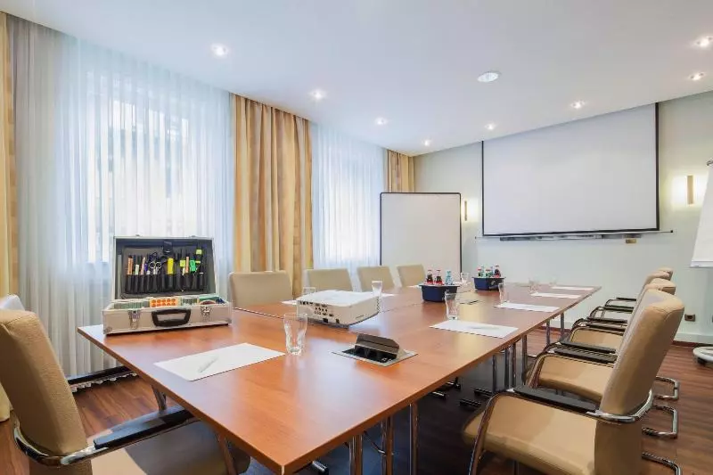 Отель Marburger Hof