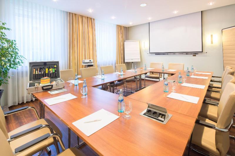 Отель Marburger Hof