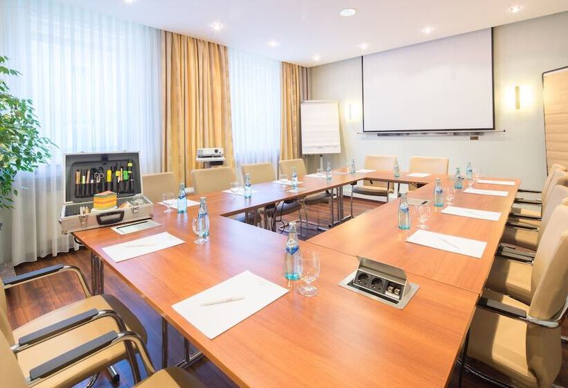 Отель Marburger Hof