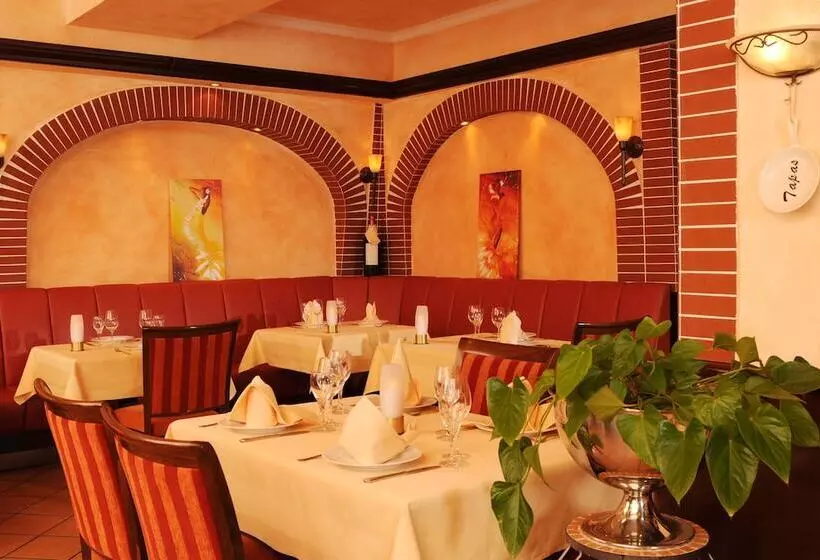 Отель Marburger Hof