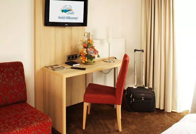 Отель Schutzenhof