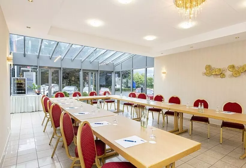 Отель Schutzenhof