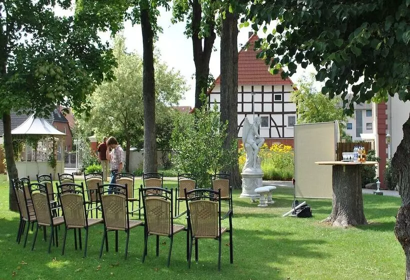 Parkhotel Bilm Im Glück Am Stadtrand Hannovers