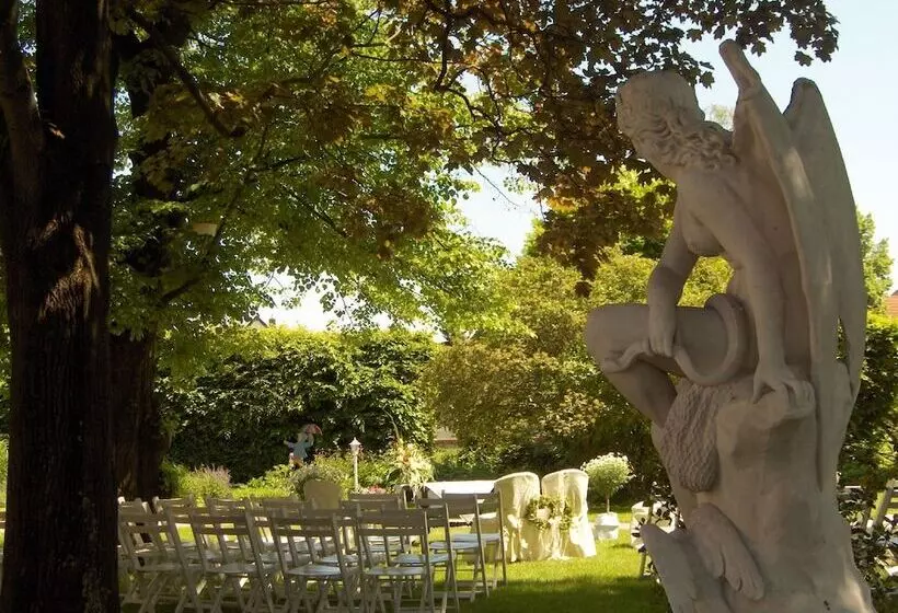 Parkhotel Bilm Im Glück Am Stadtrand Hannovers