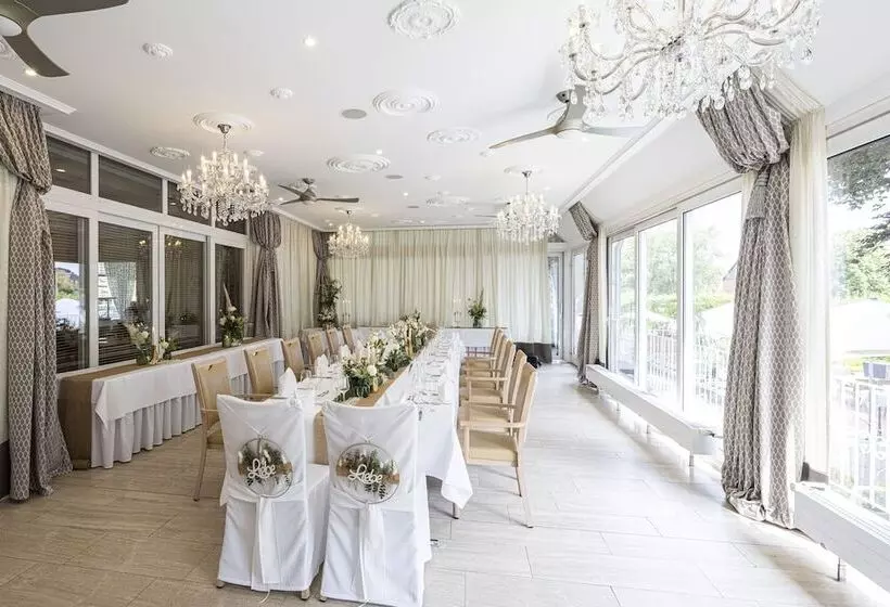 Parkhotel Bilm Im Glück Am Stadtrand Hannovers