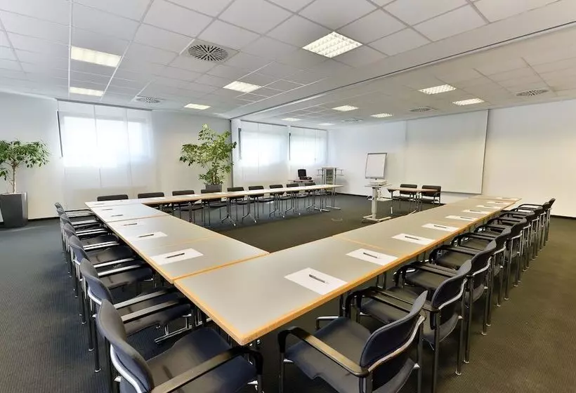 فندق Adler Asperg