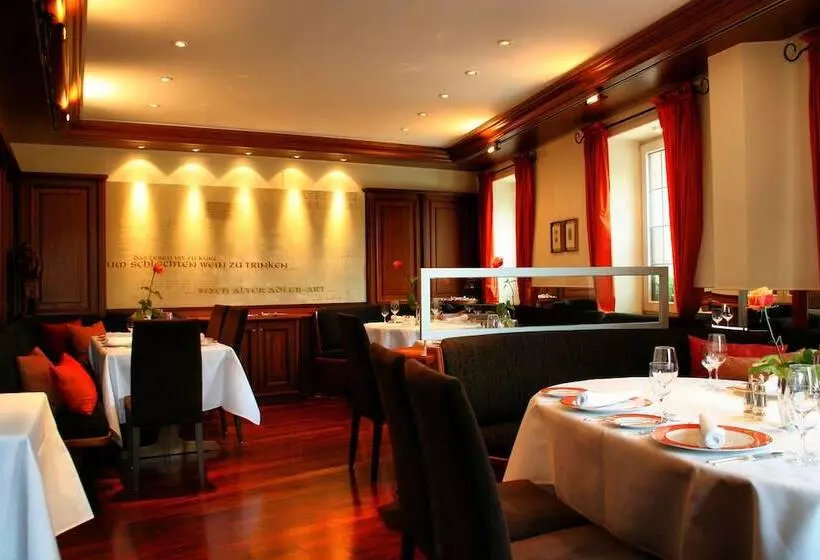 فندق Adler Asperg