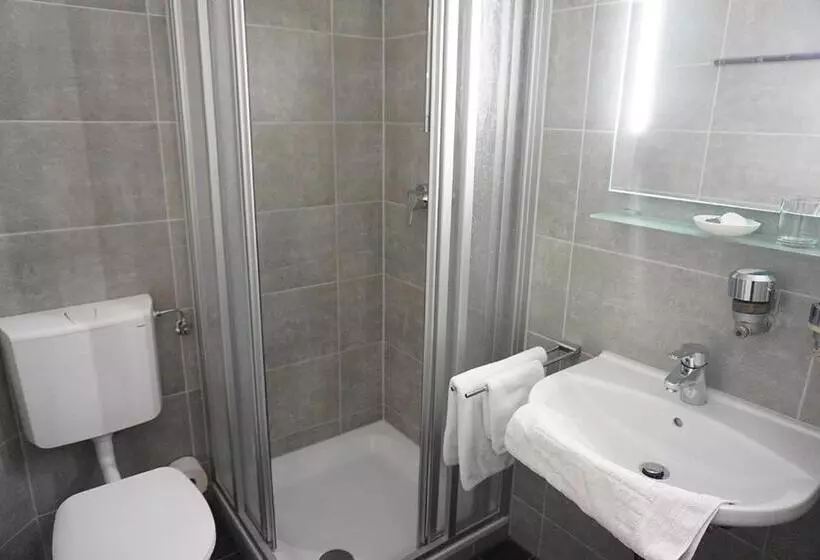 בית מלון כפרי Burgerhaus