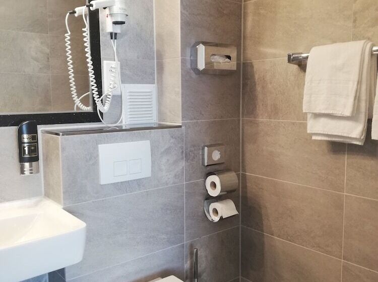 هتل Central Hauptbahnhof